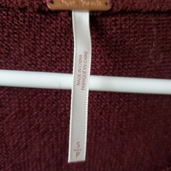 Free People Wine Sweater Tunic NWT - Picture 4 of 7